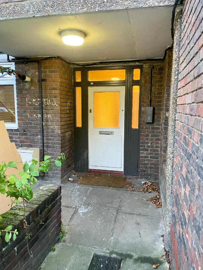 Flat 4, Kingsbury House Villa London Exterior photo