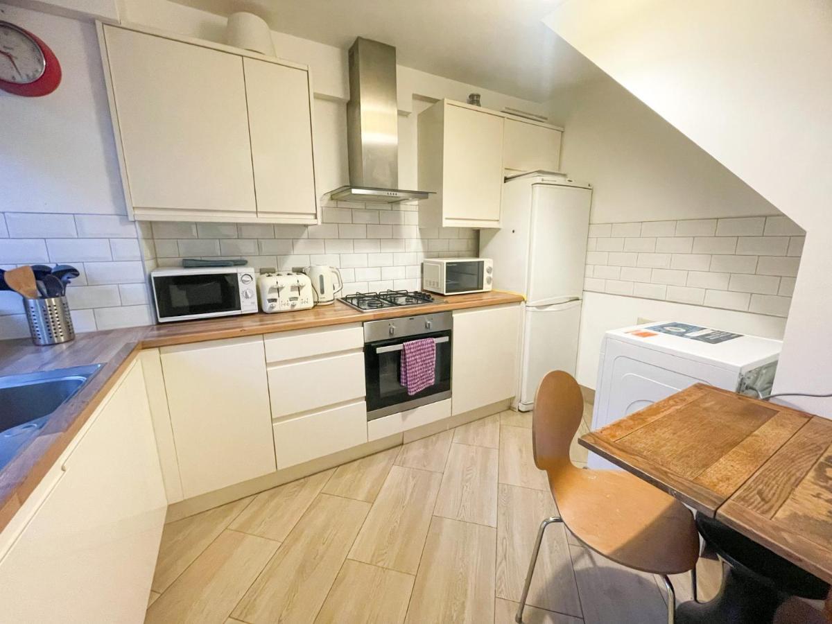 Flat 4, Kingsbury House Villa London Exterior photo